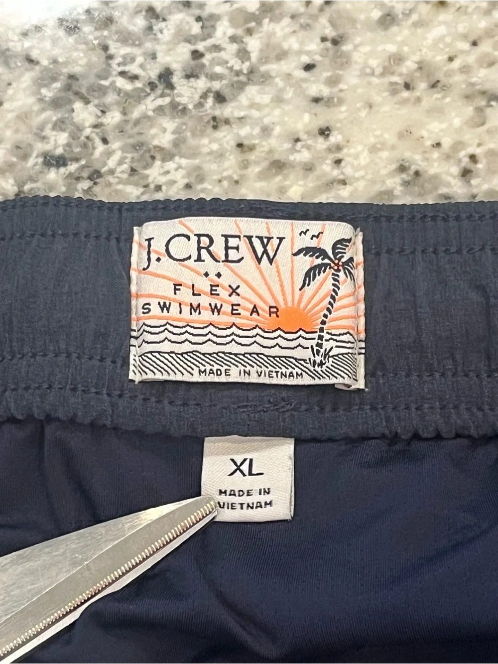 J. Crew Swim Shorts Trunks Blue Men’s XL Compression Lined 6” Inseam Pool Pocket
